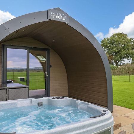 Firtree Farm Lodges Yeovil Bagian luar foto