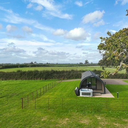 Firtree Farm Lodges Yeovil Bagian luar foto